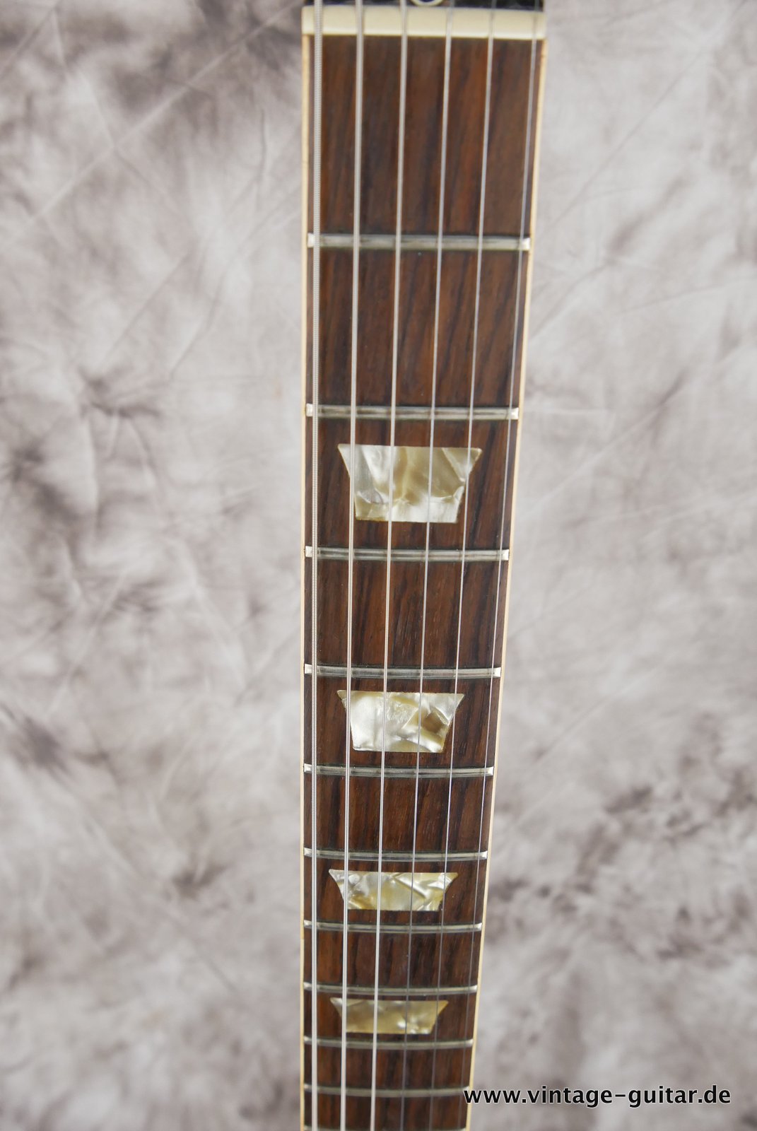 Gibson-Les-Paul Deluxe-1973-cherry-sunburst-011.JPG